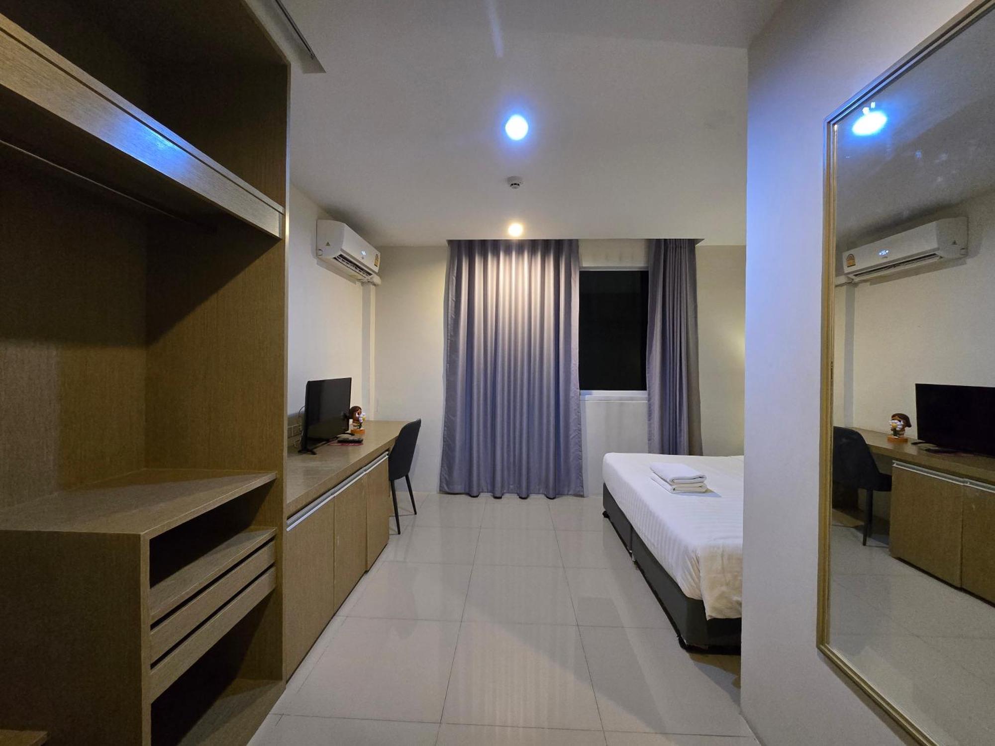 Sleepstation At Pratunam Bangkok Buitenkant foto